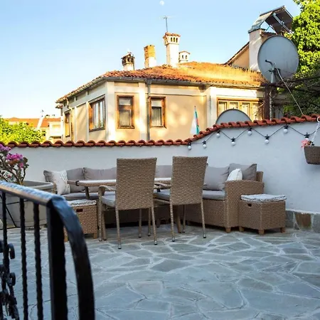 Pensionat Old Town House за гости марчеви - стария град 3*